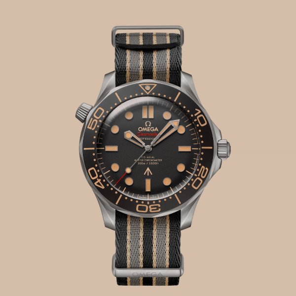 Watch de Luxe Omega 007 soldat1.jpg